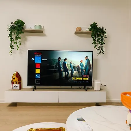 Spacious 2br Retreat For Families & Friends Near Center Апартаменты *